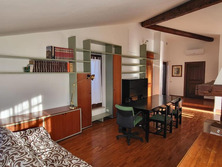Ferienwohnung Sentirsi A Casa Chiampo Exterior foto